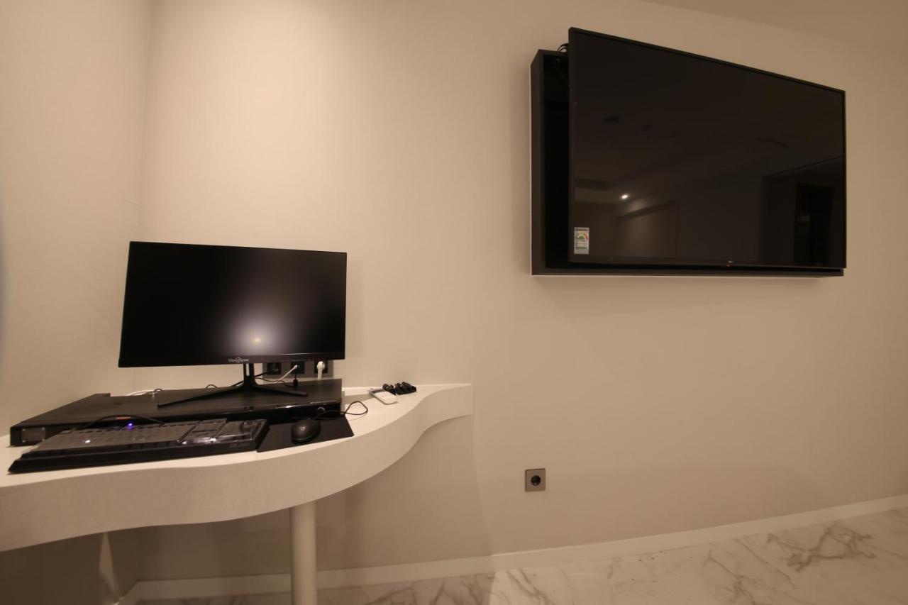 Zam101 Hotel Gimhae Eksteriør billede