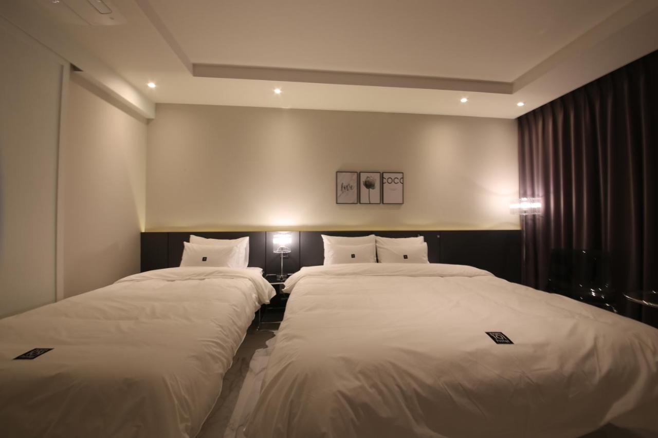 Zam101 Hotel Gimhae Eksteriør billede