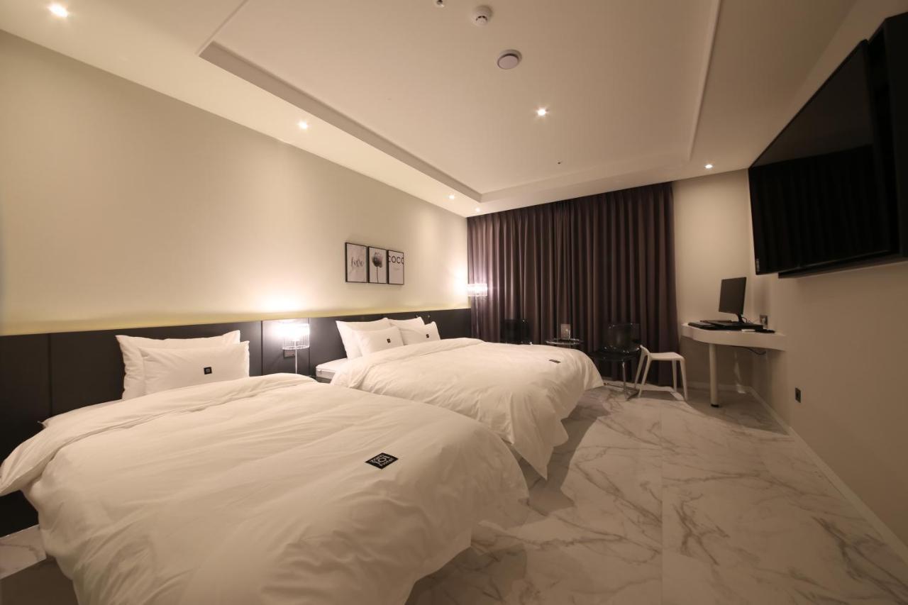 Zam101 Hotel Gimhae Eksteriør billede