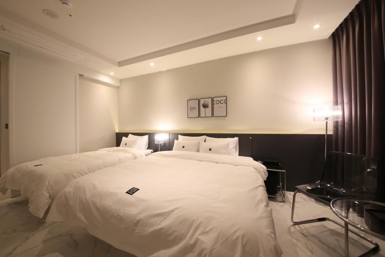 Zam101 Hotel Gimhae Eksteriør billede