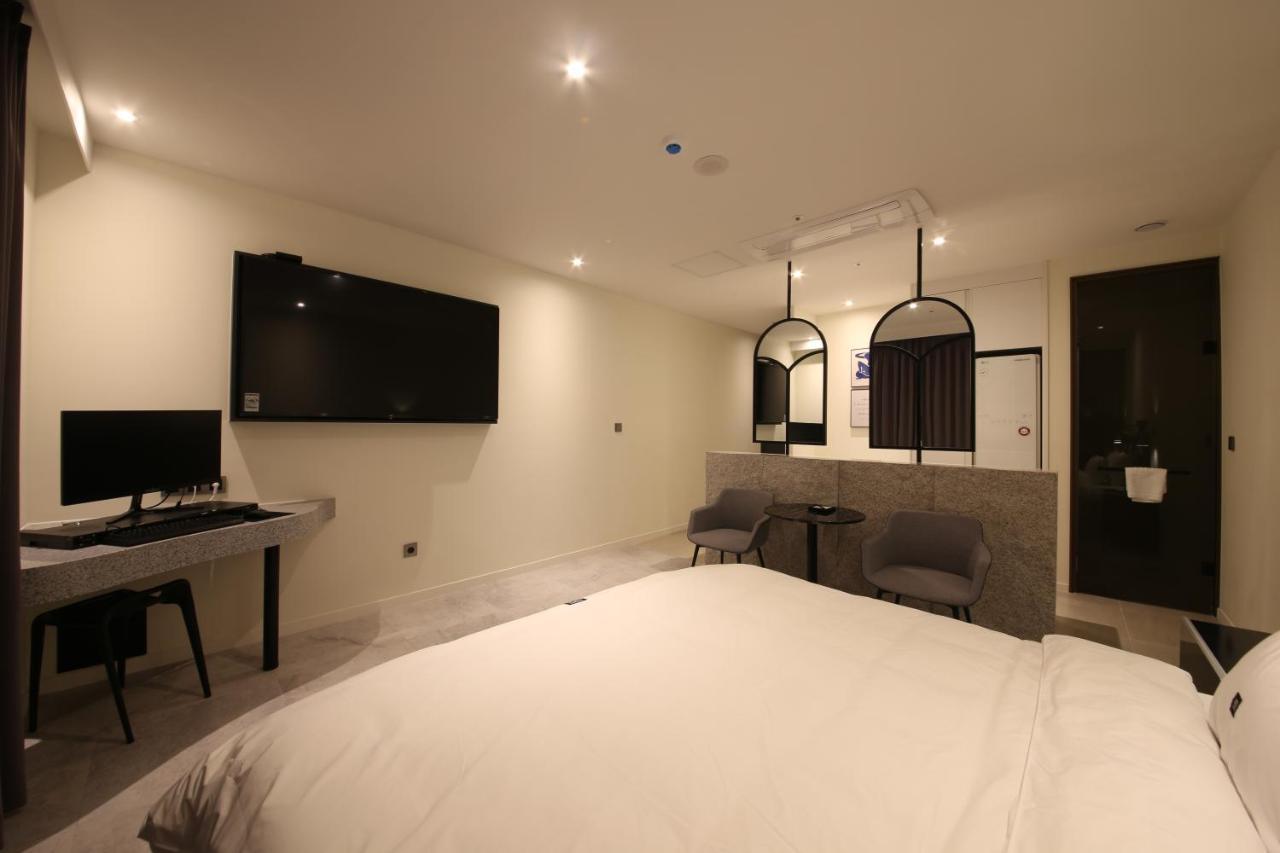 Zam101 Hotel Gimhae Eksteriør billede