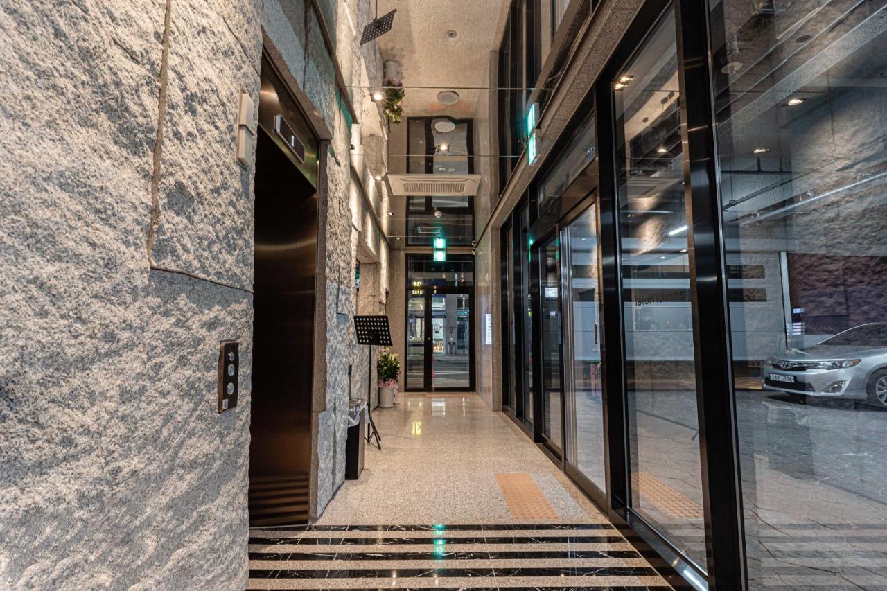 Zam101 Hotel Gimhae Eksteriør billede