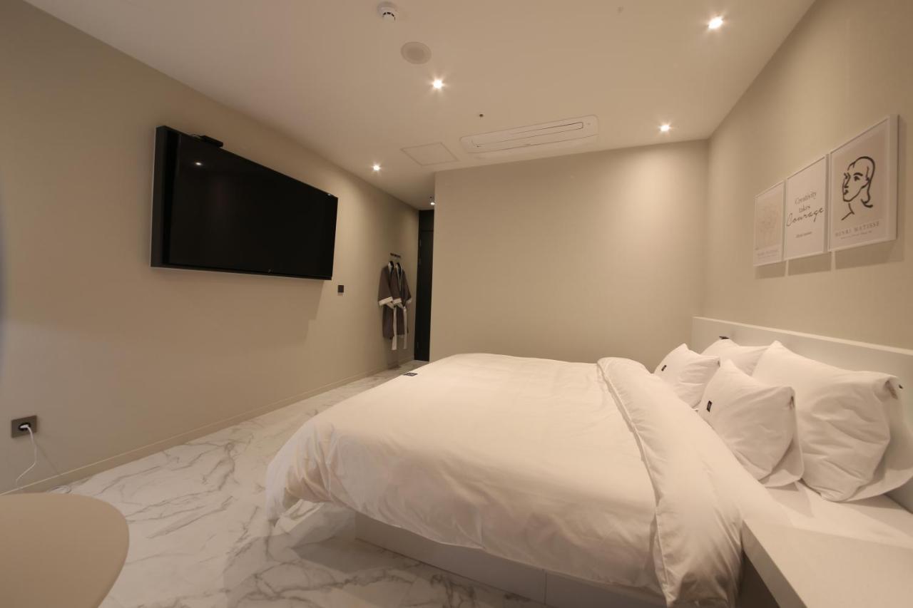 Zam101 Hotel Gimhae Eksteriør billede