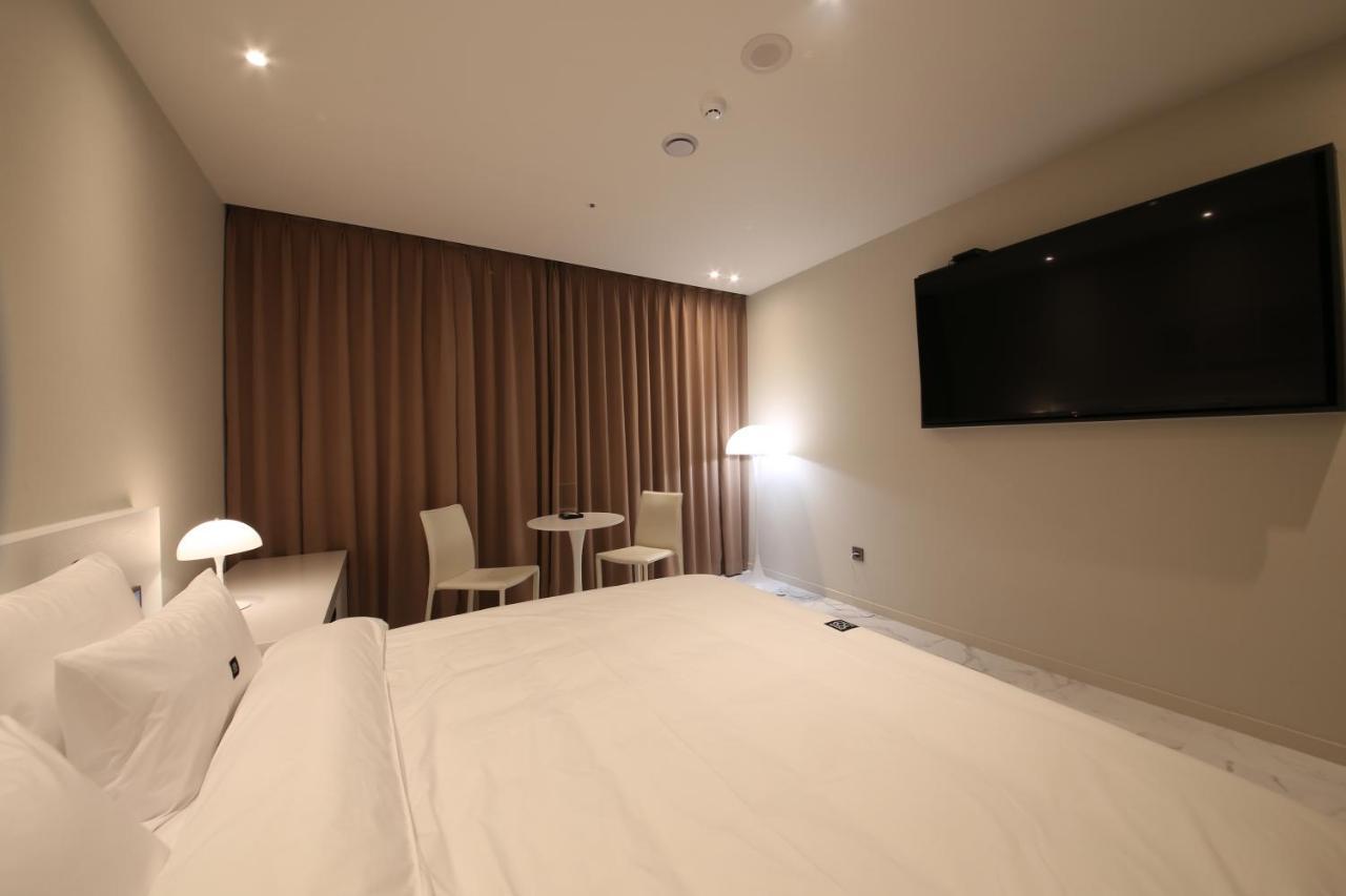 Zam101 Hotel Gimhae Eksteriør billede