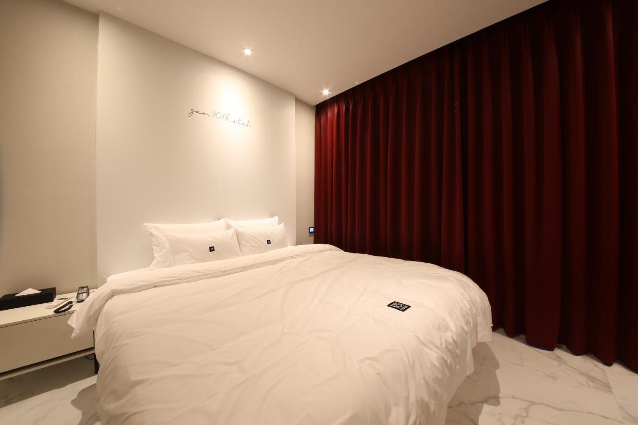 Zam101 Hotel Gimhae Eksteriør billede